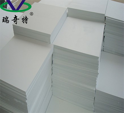 發(fā)泡板的白色守護神