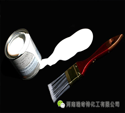 白色油漆容易泛黃是因為熒光增白劑嗎？